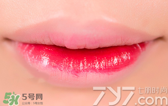 opera����������ɫ����ɫ ���������Զ���Ǯ